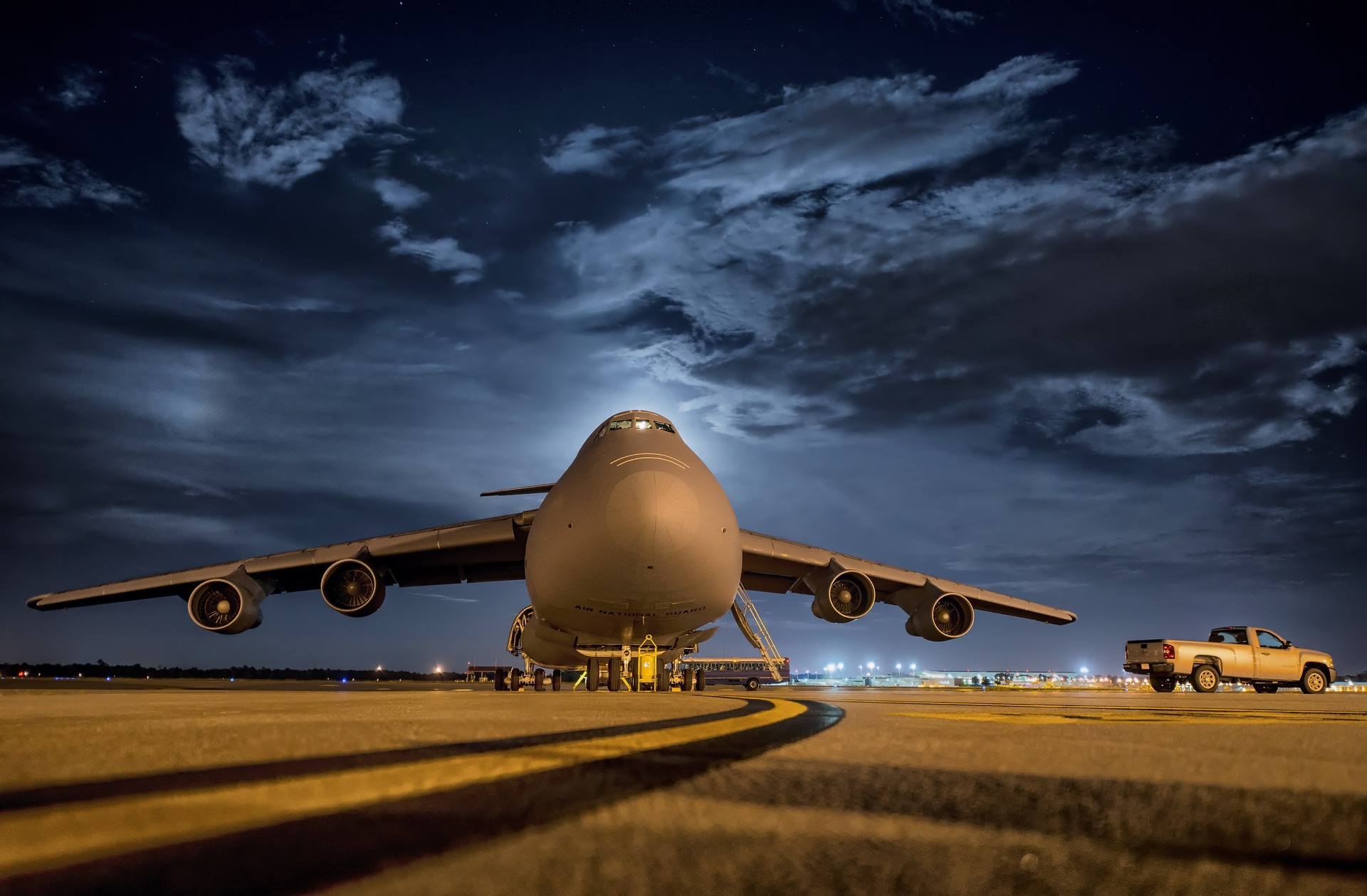Intelligent Warehousing